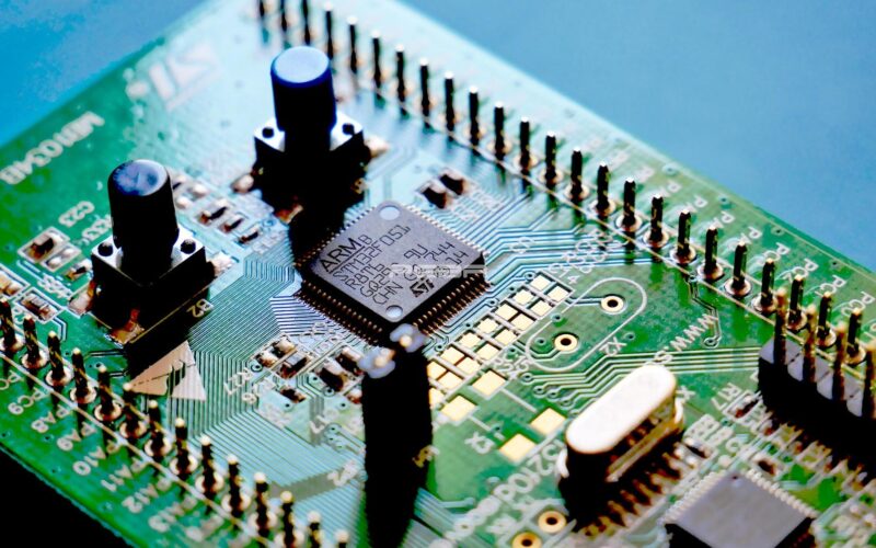 The Major Mounting Technologies Used In PCB Assembly